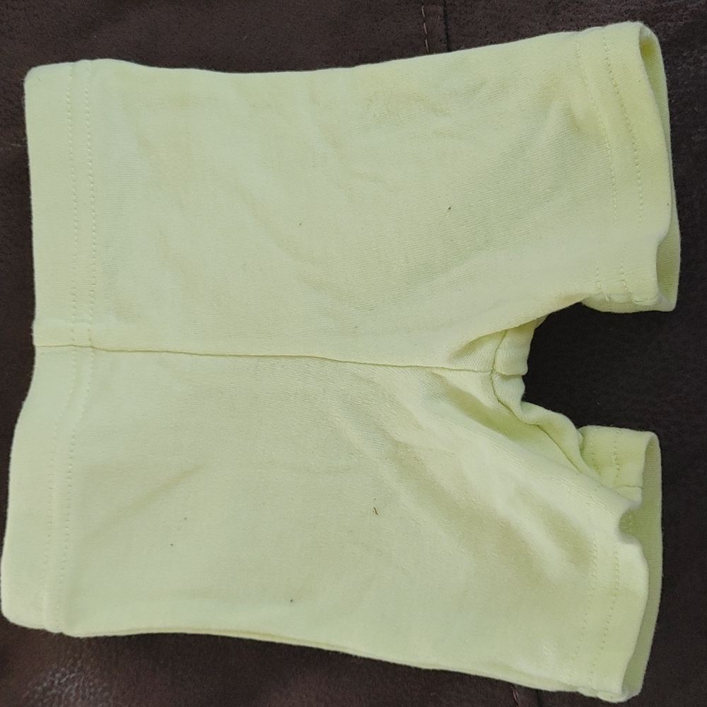 Infant yellow shorts